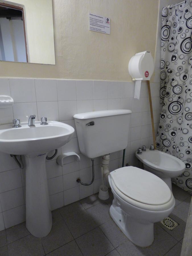 Las Rejas Hostel Salta Bagian luar foto